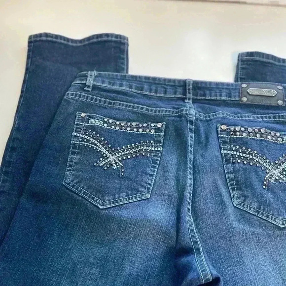 LUXE Blue Jeans - Picture 5 of 7